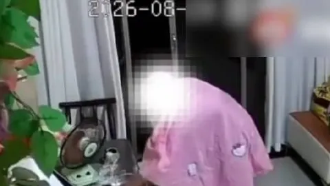 罗电竞鞋，引领电竞时尚潮流
